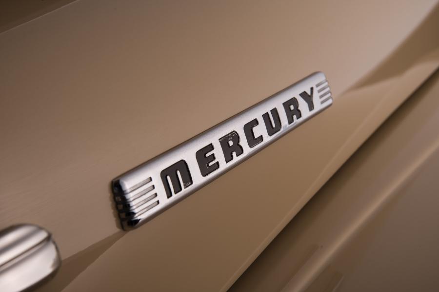  Mercury Station Wagon 1948 года  (фото 4 из 15)
